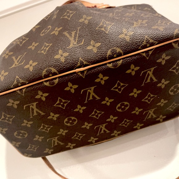 LOUIS VUITTON Monogram Canvas Palermo PM Bag - Picture 4 of 14